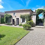 Bed & Breakfast La Demeure Du Bord'o 3*