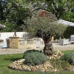 Bed & Breakfast La Demeure Du Bord'o 3*