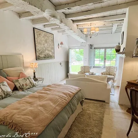 La Demeure Du Bord'o Bed & Breakfast Lagruere