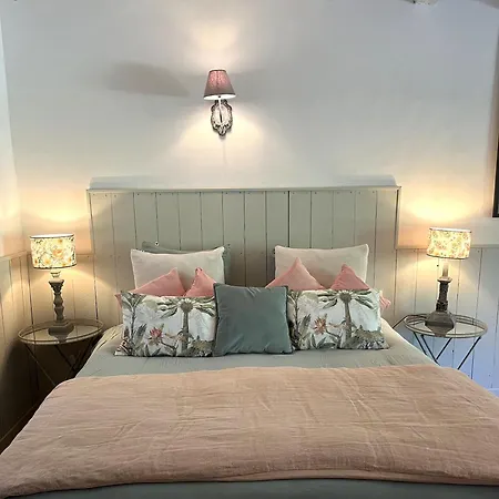 La Demeure Du Bord'o Bed and breakfast