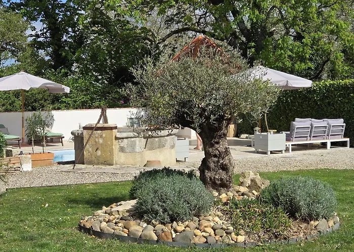 Bed & Breakfast La Demeure Du Bord'o 3*